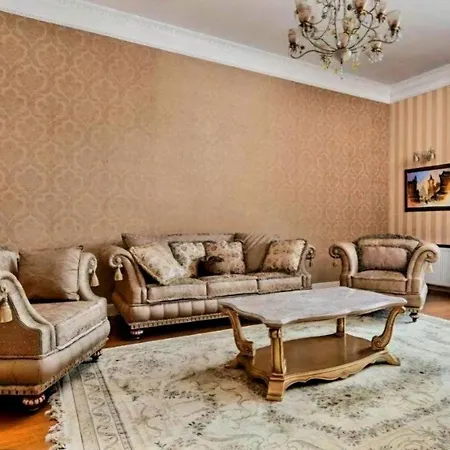 Opera View Terrace Svobody Avenu 35 * Lviv
