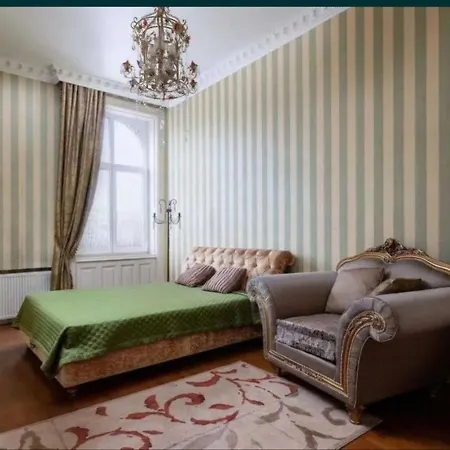 Apartment Opera View Terrace Svobody Avenu 35